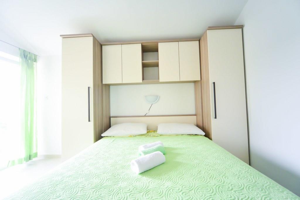 Apartments Valentina 佩特坎内 外观 照片