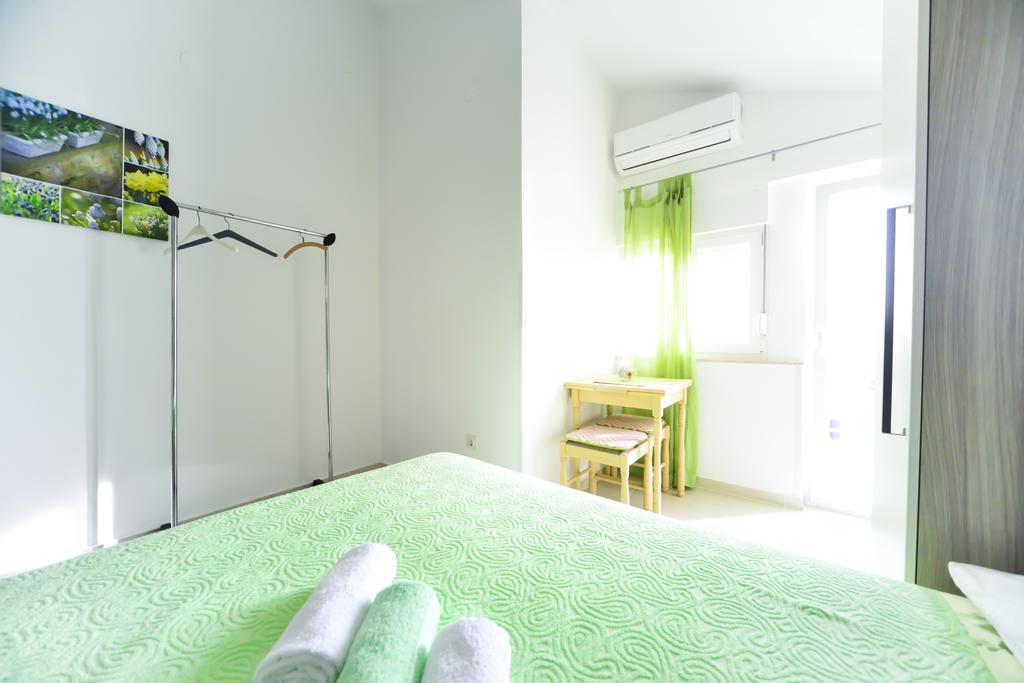 Apartments Valentina 佩特坎内 外观 照片